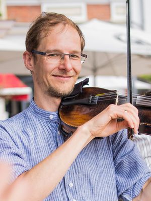 Christof Uhlmann Christof Uhlmann