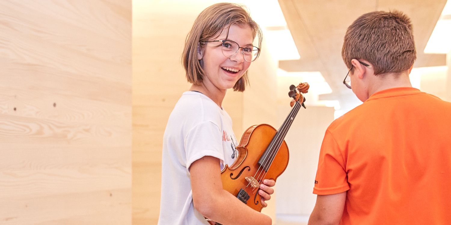 Springginkerl & Drahdiwaberl - Ein Angebot für Schulklassen zum Singen, Tanzen und Musizieren