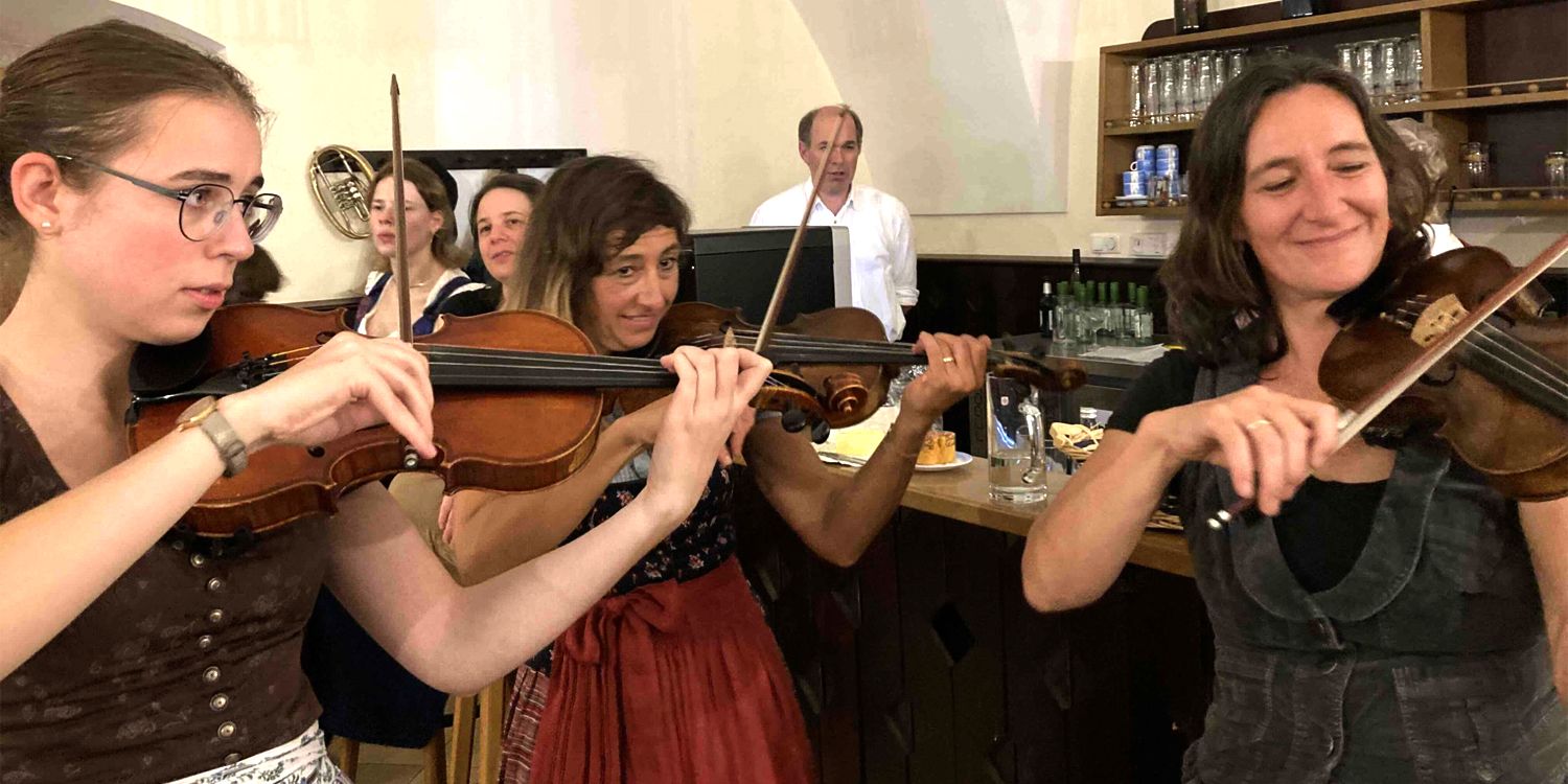 »Lied, Musik und Tanz in Niederbayern«